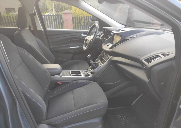 Ford Kuga cena 54999 przebieg: 170000, rok produkcji 2018 z Ostrołęka małe 232